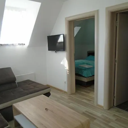 Bella Vista Apartment